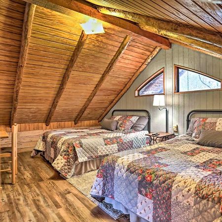 Broken Bow Log Cabin With Fire Pit, Pond, And Deck! エクステリア 写真