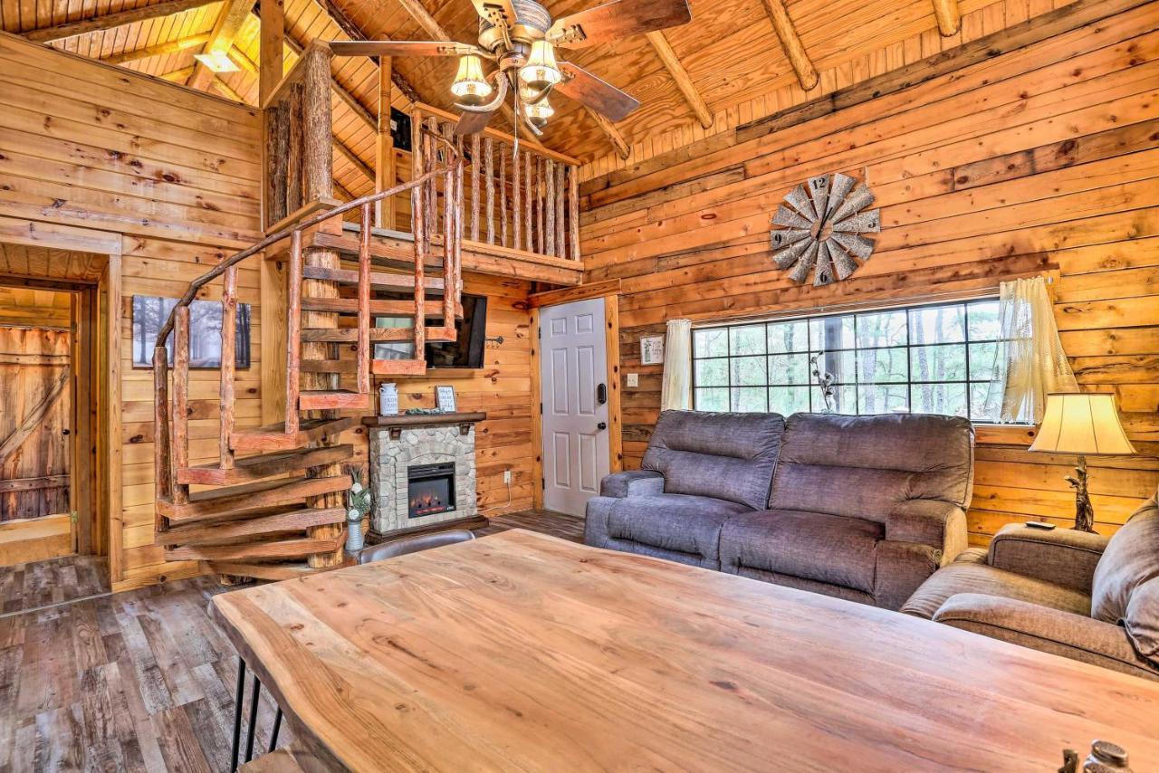 Broken Bow Log Cabin With Fire Pit, Pond, And Deck! エクステリア 写真